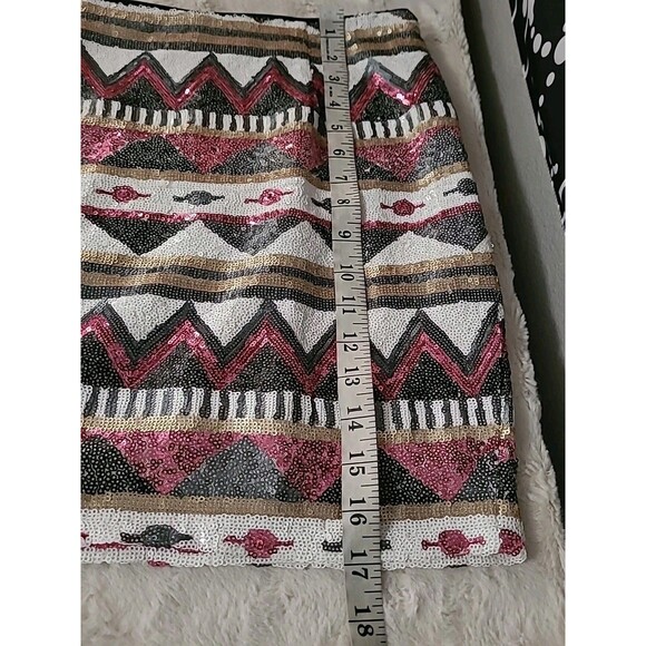 Chelsea & Violet Sequin Southwestern Tribal Mini Skirt Size Large - Picture 10 of 10